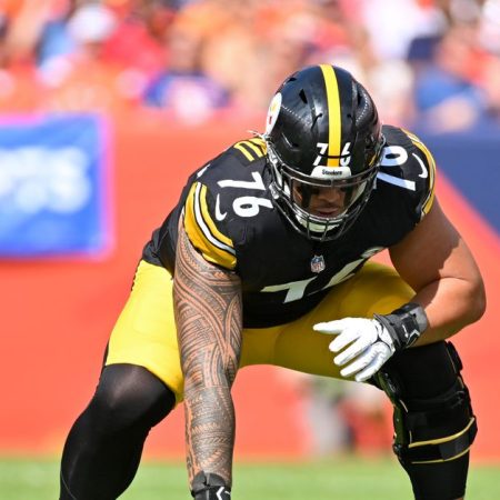 Steelers name Troy Fautanu, Dan Moore starting tackles