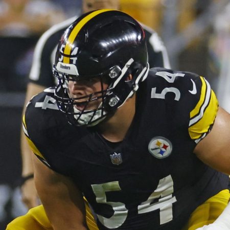 Steelers news: Rookie center Zach Frazier injured in Week 6 vs. Raiders