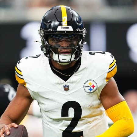 Steelers QB Justin Fields on potential benching: ‘I don’t think I played good enough’