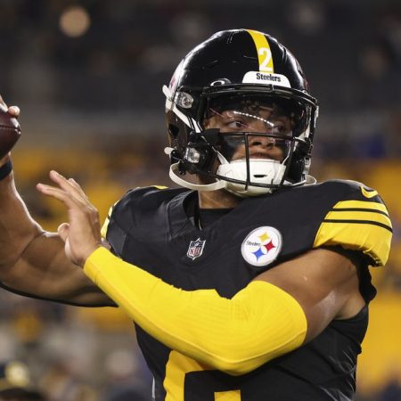 Pittsburgh Steelers should make Justin Fields red zone quarterback