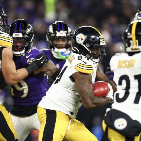 Steelers snap counts: Cordarrelle Patterson shut out of offensive game plan vs. Ravens