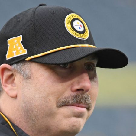 OC Arthur Smith says he doesn’t think Steelers offense is predictable 