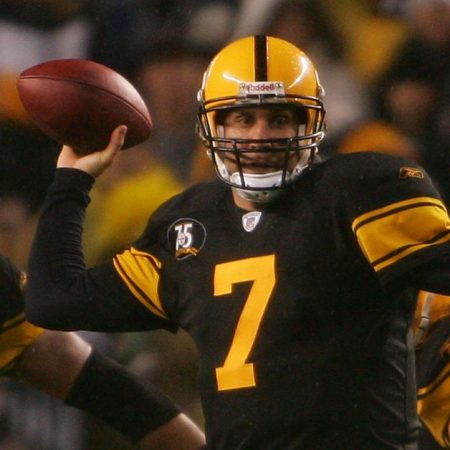 Pittsburgh Steelers debuting new helmets in 2025