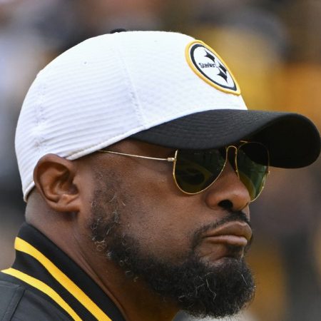 Pittsburgh Steelers favored in finite number of games by major sportsbook 