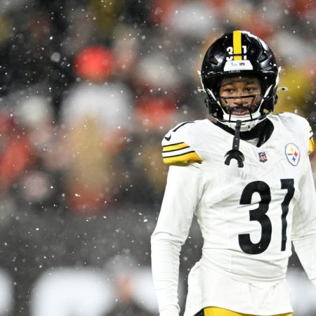 Steelers CB Beanie Bishop wipes feet on Pitt logo