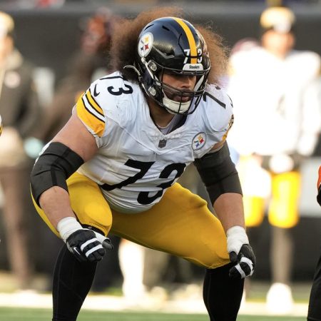 Steelers training camp: Pittsburgh activates G Isaac Seumalo from NFI list