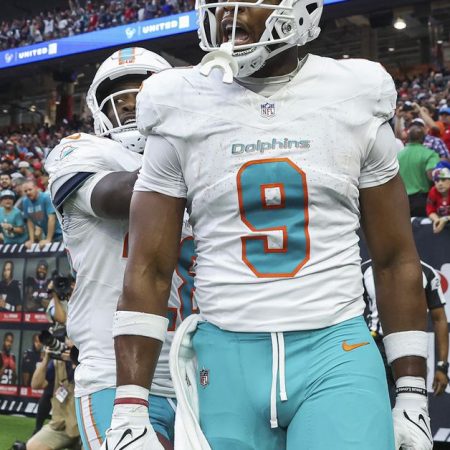 Steelers TE Jonnu Smith shares his excitement to be in Pittsburgh with Arthur Smith